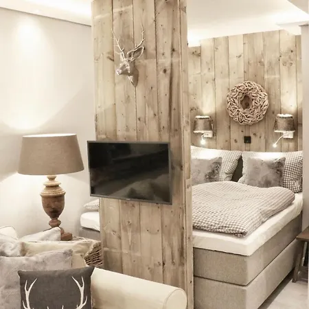 5 Appartement *